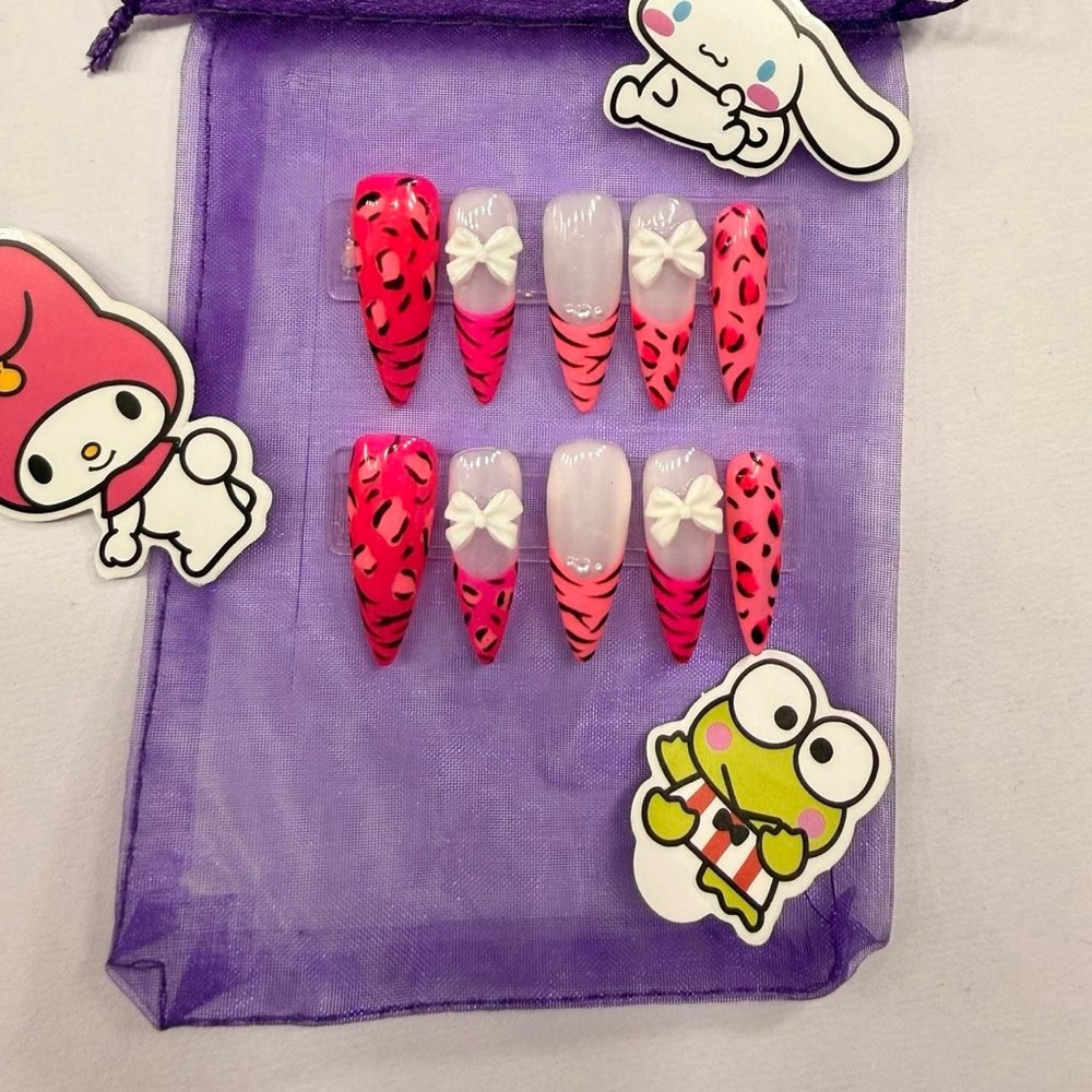 Hot Pink Leopard & Bow Stiletto Press-On Nail Set